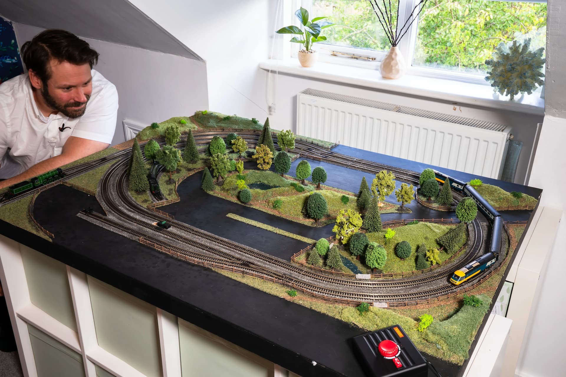 Hornby Model Railway Wideshot